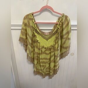 Green and Brown Women's Blouse